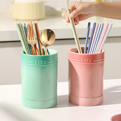 高颜值陶瓷筷子筒沥水底座设计