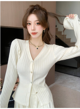 针织套装女秋冬甜辣气质针织开衫+百褶短裙小个子收腰两件套显瘦