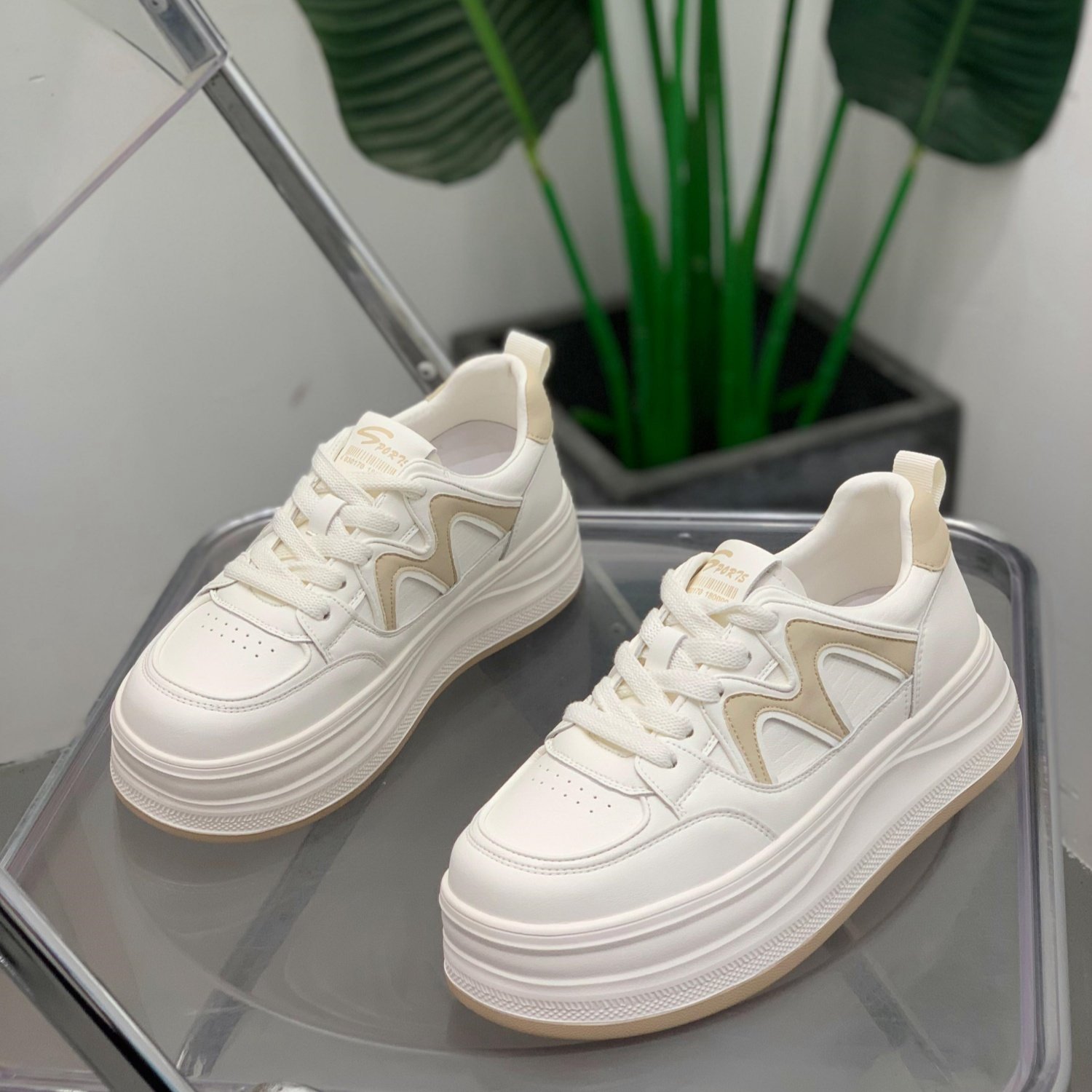 轻便厚底真皮小白鞋女2026年春季新款百搭学生休闲鞋显瘦增高板鞋,女鞋,休闲板鞋,淘宝优惠券,粉丝福利购,淘宝优惠卷