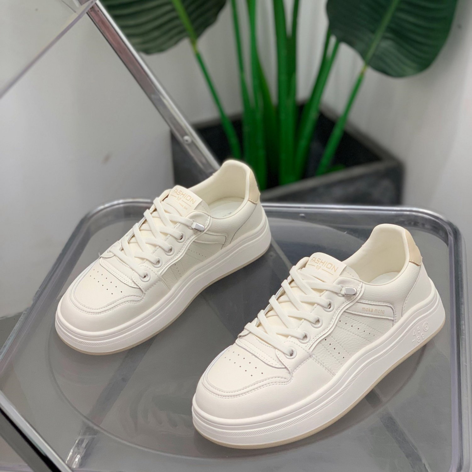 休闲平底真皮小白鞋女2026年春季新款套脚学生板鞋不累脚运动潮鞋,女鞋,休闲板鞋,淘宝优惠券,粉丝福利购,淘宝优惠卷