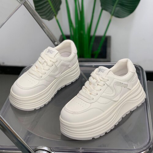 百搭厚底小个子舒适轻便休闲板鞋