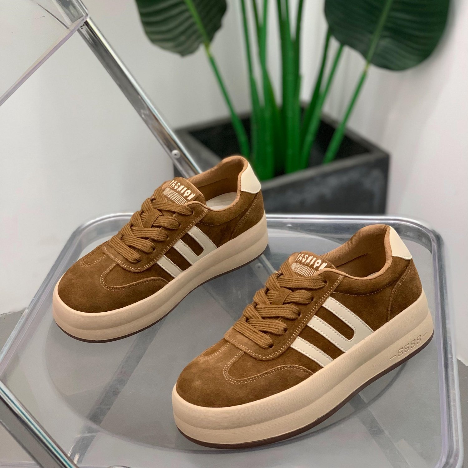 复古真皮板鞋女2025年冬季轻便百搭德训鞋厚底增高显瘦休闲女鞋子,女鞋,时尚休闲鞋,淘宝优惠券,粉丝福利购,淘宝优惠卷