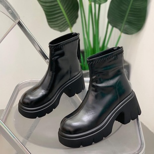 高级感英伦风粗跟圆头时尚短靴女2025秋冬新款百搭增高加绒瘦瘦靴