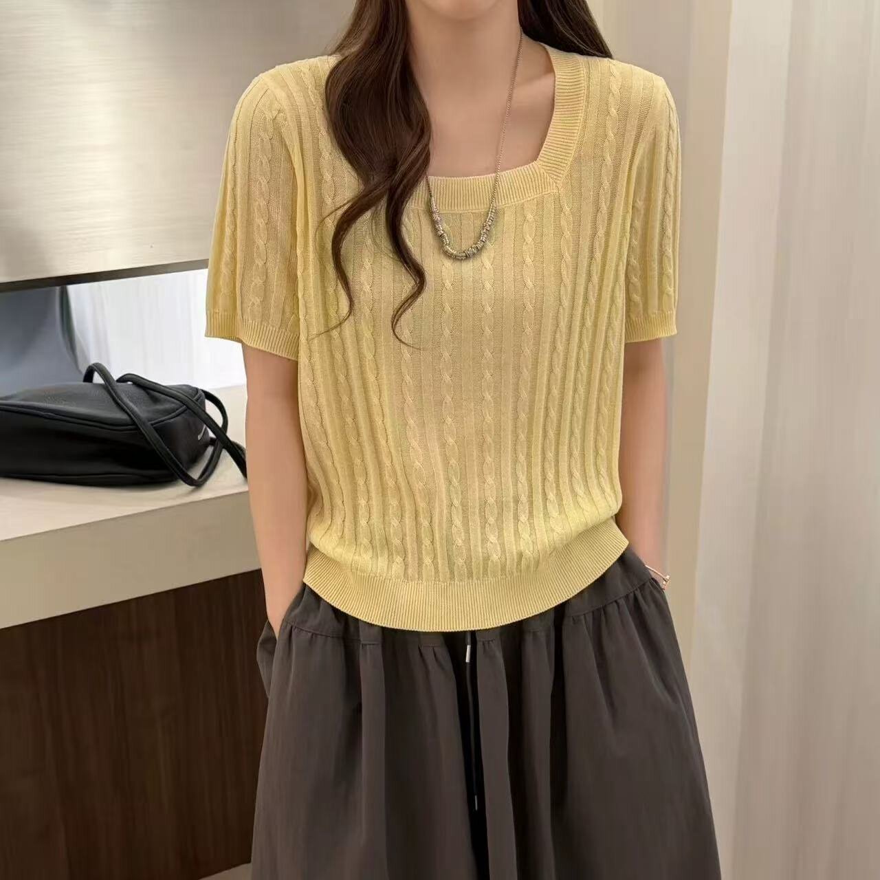 韩版方领麻花纹糖果色冰丝针织短袖2026春季新款女减龄百搭薄上衣