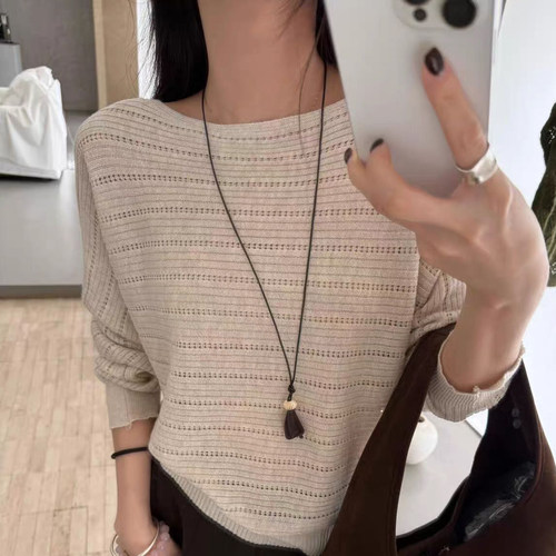 慵懒风一字领蝙蝠袖针织衫女秋季