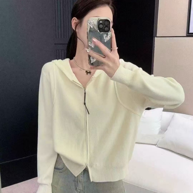 短款连帽针织开衫外套秋装女款