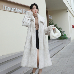 2025新款獭兔毛皮草外套女冬季过膝长款整皮宽松翻领皮毛一体大衣