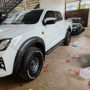 适用21-24年五十铃DMAX铃拓皮卡原车款轮眉加宽挡泥板轮拱防刮板