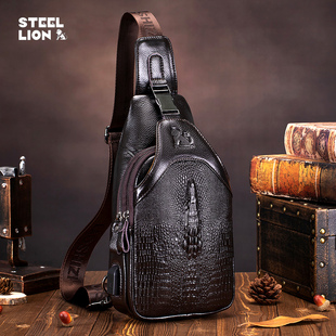 2025新款 鳄鱼纹单肩斜挎包真皮胸包潮牌休闲旅游背包 头层牛皮男士