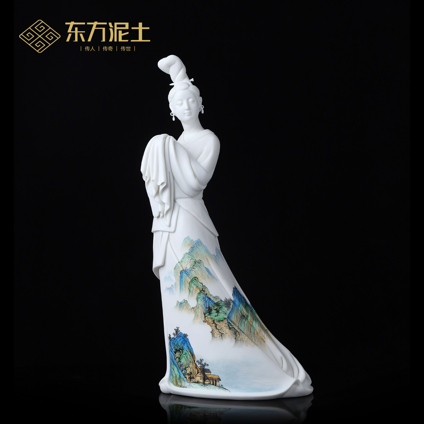 东方泥土庄晓明大师作品《只此青绿》羊脂玉瓷釉上彩手绘雕塑摆件