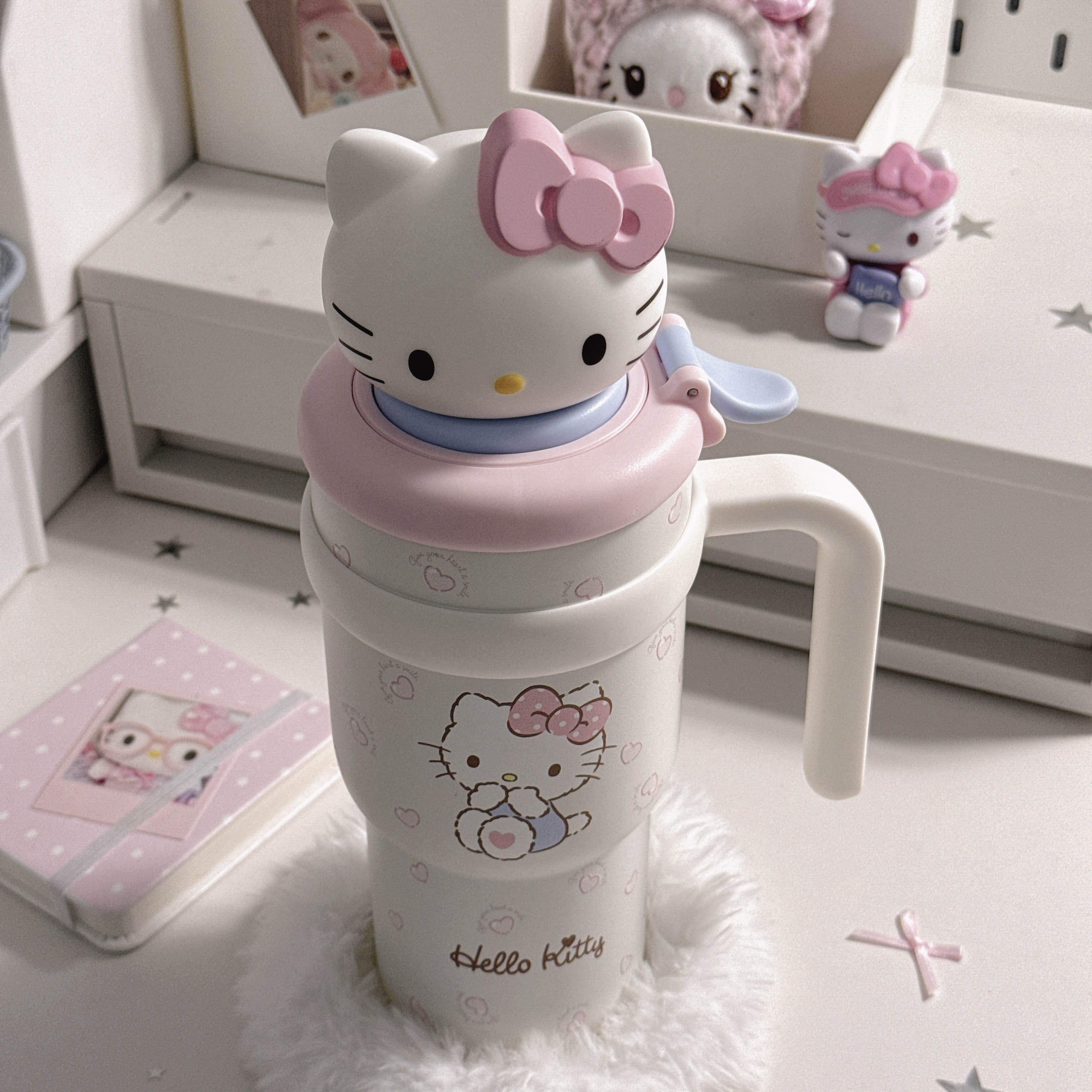 hellokitty咖啡保温杯女高颜值大容量吸管水杯礼物2026新款冰霸杯