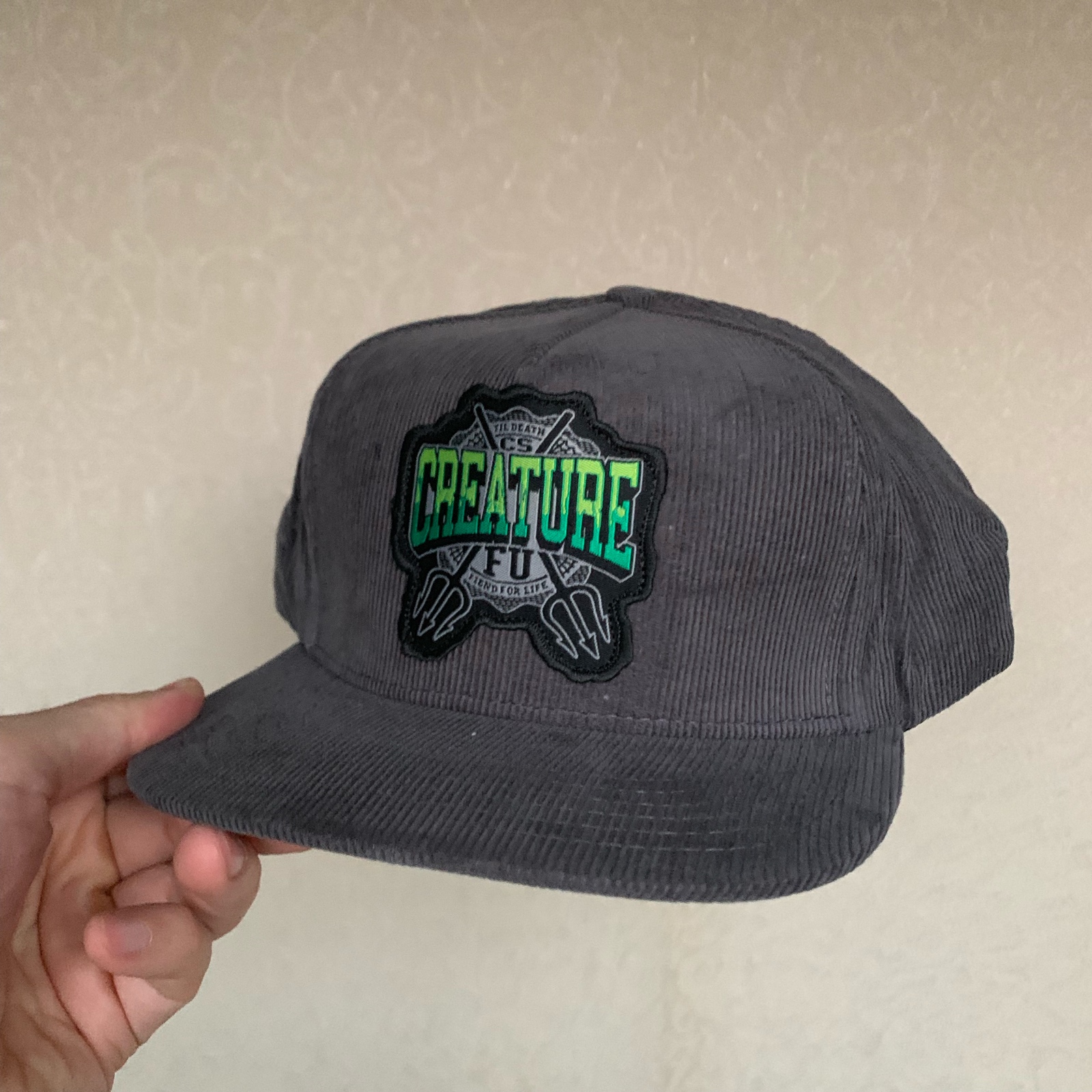 原D美国滑板老炮creature snapback条绒平檐棒球帽二色入可调节|msdalam kategori Aksesori/Belt kulit/Hat/Muffler, Hat - dari Buy2taobao.com untuk memberikan perkhidmatan ejen Taobao profesional membeli