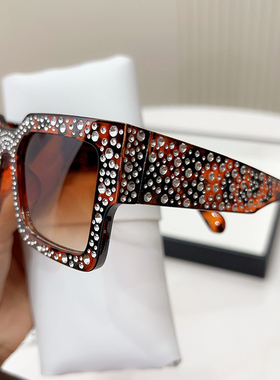 女式太阳镜防紫外线圆脸大框墨镜2025年新款大脸显瘦复古网红眼镜