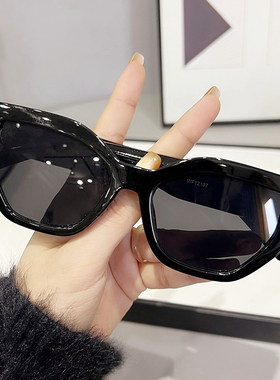 网红墨镜女ins街拍太阳镜时尚防紫外线舒适超酷眼镜2025年新款潮