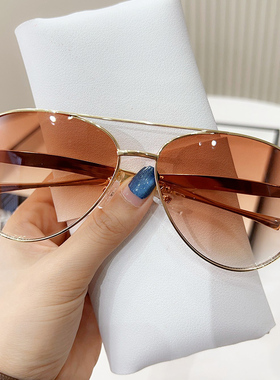 春夏新款男士墨镜女防紫外线大脸显瘦高级感太阳镜沙滩游玩街拍潮