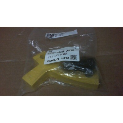 Soporte De Montaje De 3 Agujeros Fanuc A05B-1329-J038 - Nuev