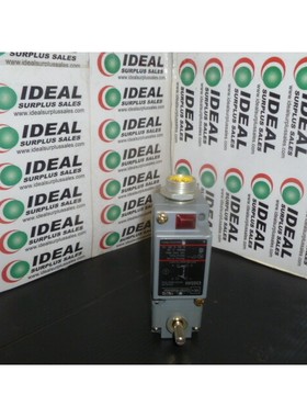 Interruptor De Límite Cutler Hammer E50ANR1P5 Ser A2 - Nuev