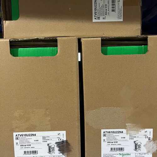 施耐德变频器ATV610U22N4全新原装正品未拆封