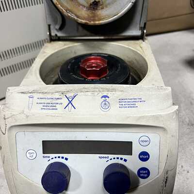 Eppendorf5418台式离心机带原装转子成色看图