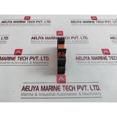 Schrack RT 78625 Control Relay With Socket 12A 300VAC