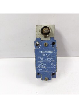 Interrupteur De Limite TELEMECANIQUE XCK-J Ui;500V Uimp;6kV