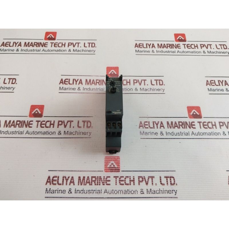Schneider Electric RE17LAMW Time Relay 0.1S-100H