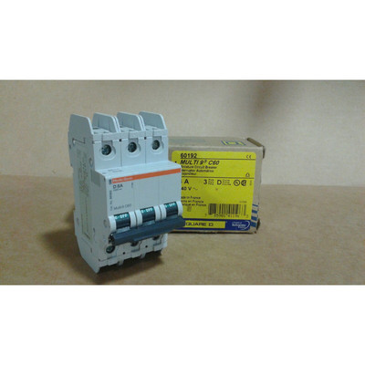 Interruptor Automático Miniatura Square D 60192 - Nuevo En