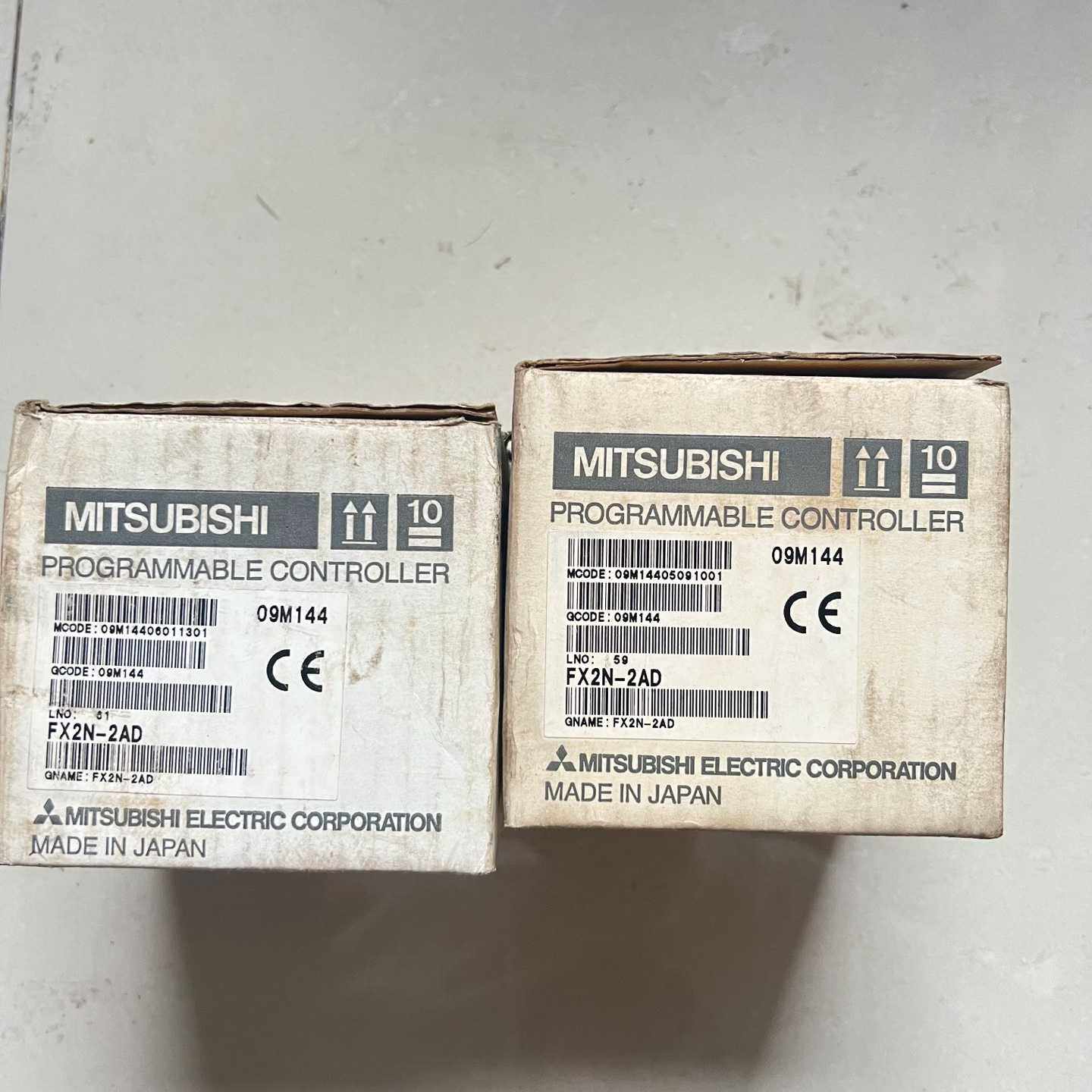 三菱PLC模块FX2N2AD进口全新原装库存实物拍摄