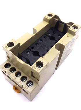 Relay Socket P7S-14F Omron 6A 277VAC *Used*