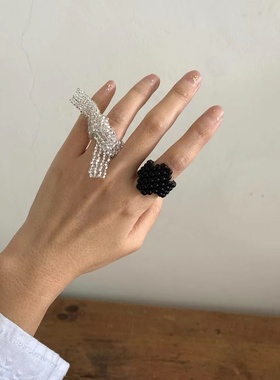 宇宙未来韩国小众设计师同款23ss手工制作打结串珠米珠戒指指环