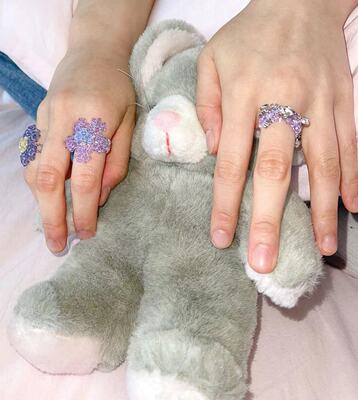 ins买2送1水晶编织同款花朵戒指