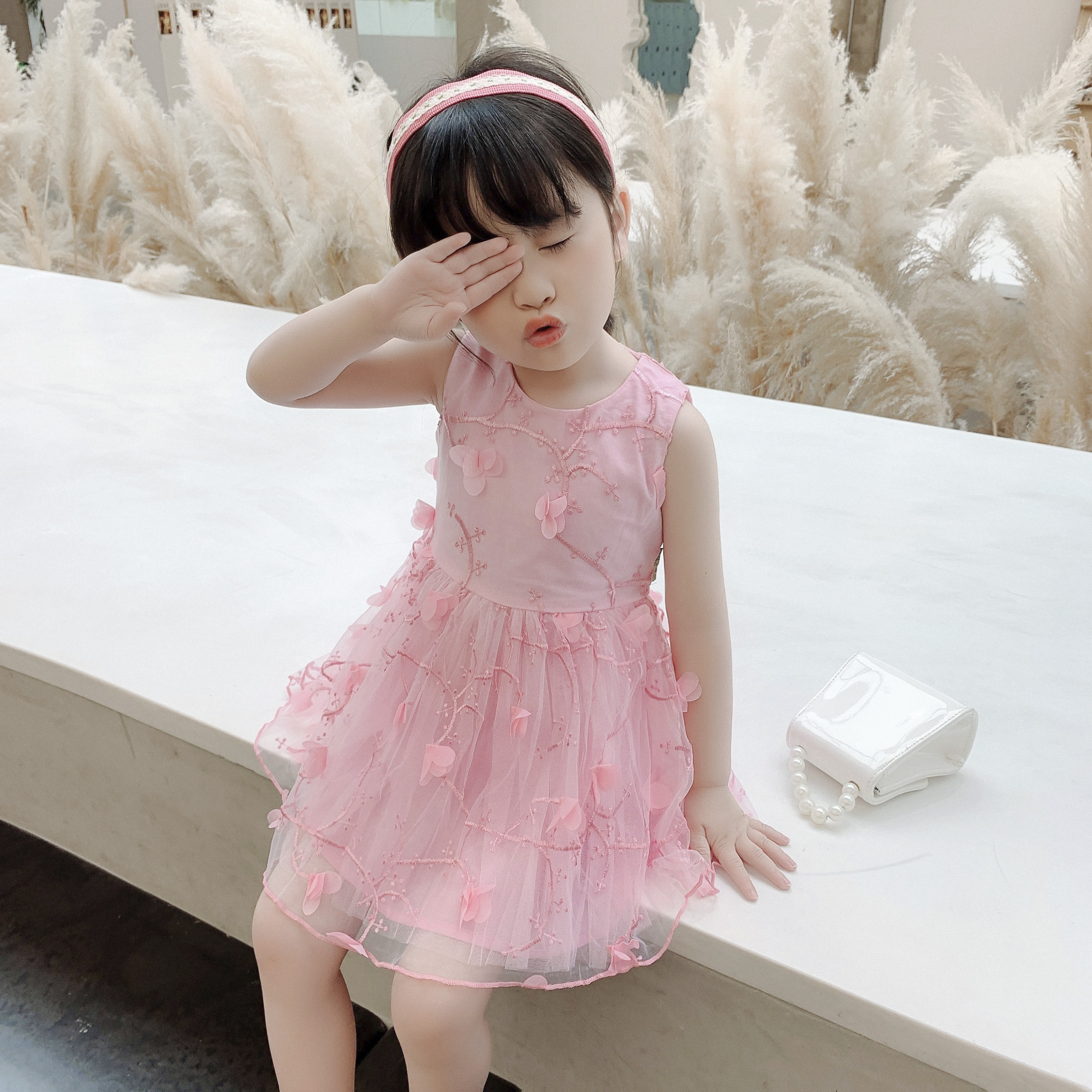 2023夏款儿童绣花裙二3三4四5五6岁女童连衣裙婴儿夏装女宝宝裙子