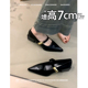 不累脚 女 隐形内增高7CM浅口2026春夏金属搭扣粗跟玛丽珍单鞋