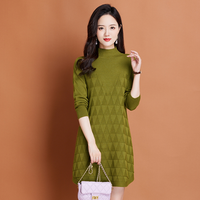 秋冬针织衫女士中长款打底毛衣女妈妈宽松大码加肥遮肚针织连衣裙