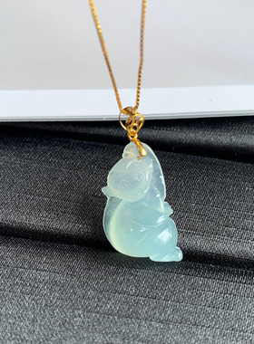 18k金天然翡翠A货冰种小猴子吊坠