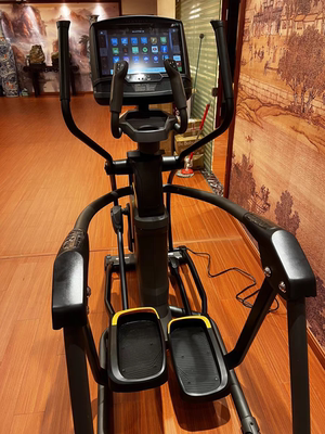 乔山MATRIX椭圆机家用款静音椭圆仪健身房高端健身器材A30XR/XIR