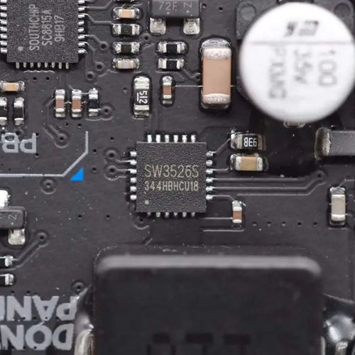 SW3526S芯片内部集成3.5A高效率同步整流降压IC转换器MCU方案开发