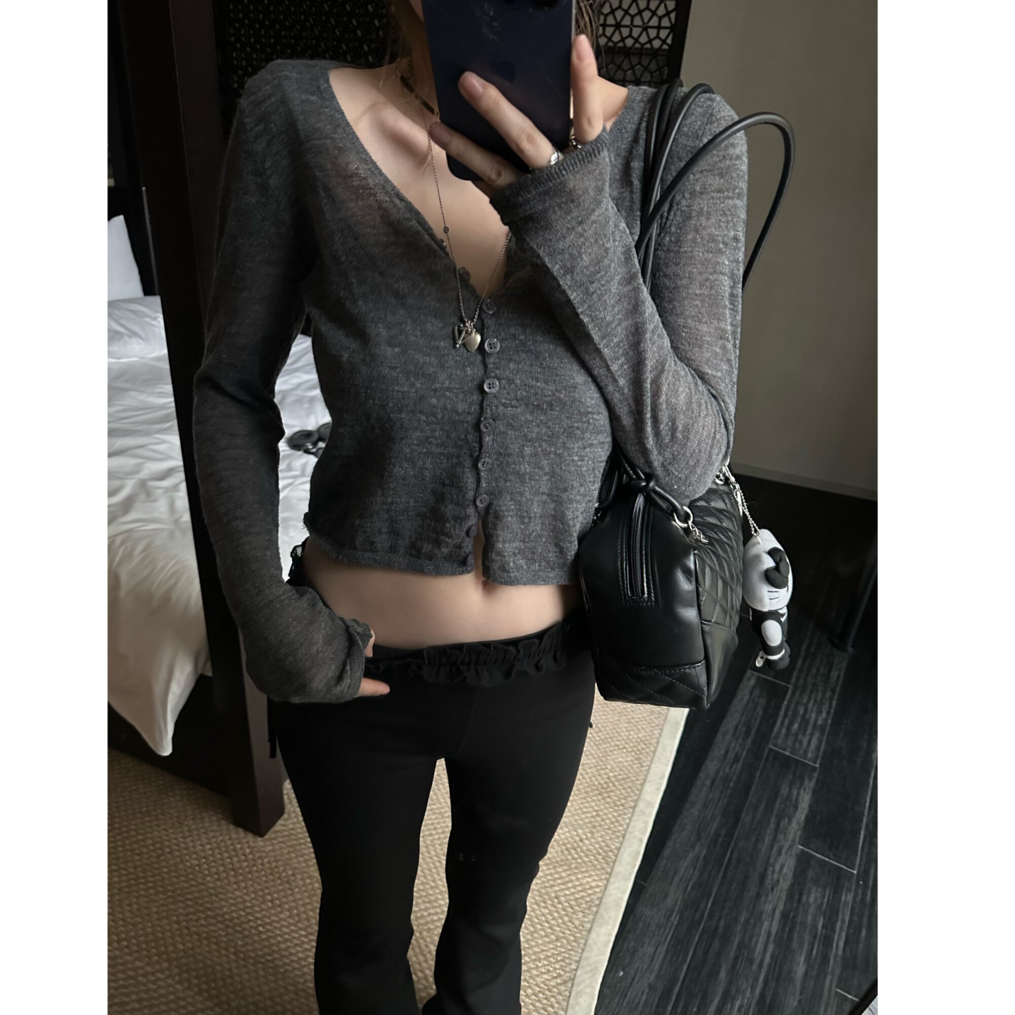Xinlei Lin &ldquo;乖巧学姐&rdquo;黑白灰三色针织开衫女春夏上衣毛针织衫