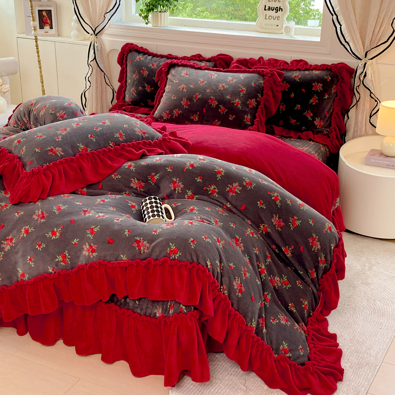 冬季牛奶绒加厚绗缝床盖四件套韩版花边珊瑚绒双面绒被套床裙床罩