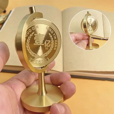 1pc Pure Brass YIGEYI 360 Degree Rotation Decompress The Rot