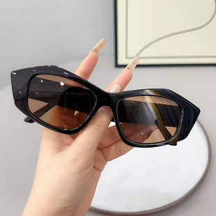 亏本清仓 复古黑框茶色镜素颜神器墨镜女太阳镜开车太阳镜