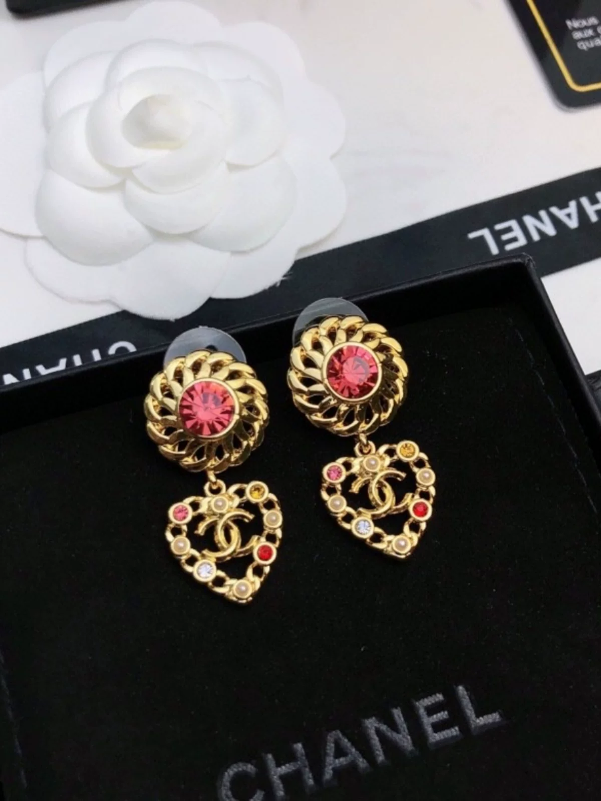 Французский Direct Mail CHANEL Сережки Chanel 2024 Новые Нерегулярные Любовь Ретро Капилляр Подвеска серьги