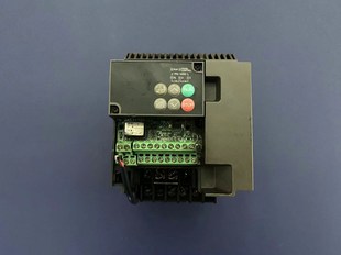 变频器 FVR1.5E11S 富士 拍前询价