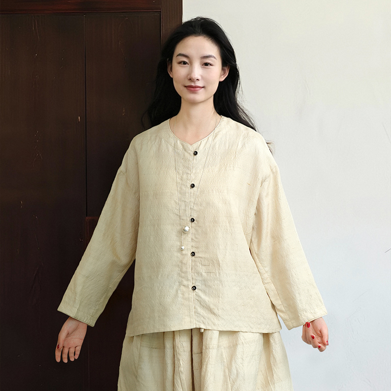 手工纺双宫柞蚕丝柔软轻盈衬衫