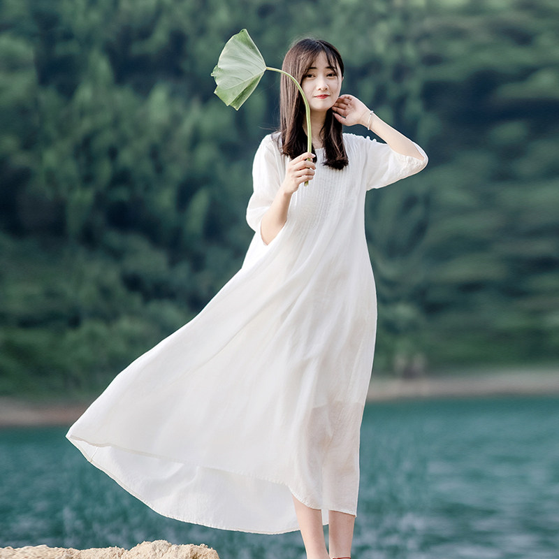苎麻白色风琴褶文艺连衣裙女2022夏知笔墨宽松圆领七分袖仙女长裙