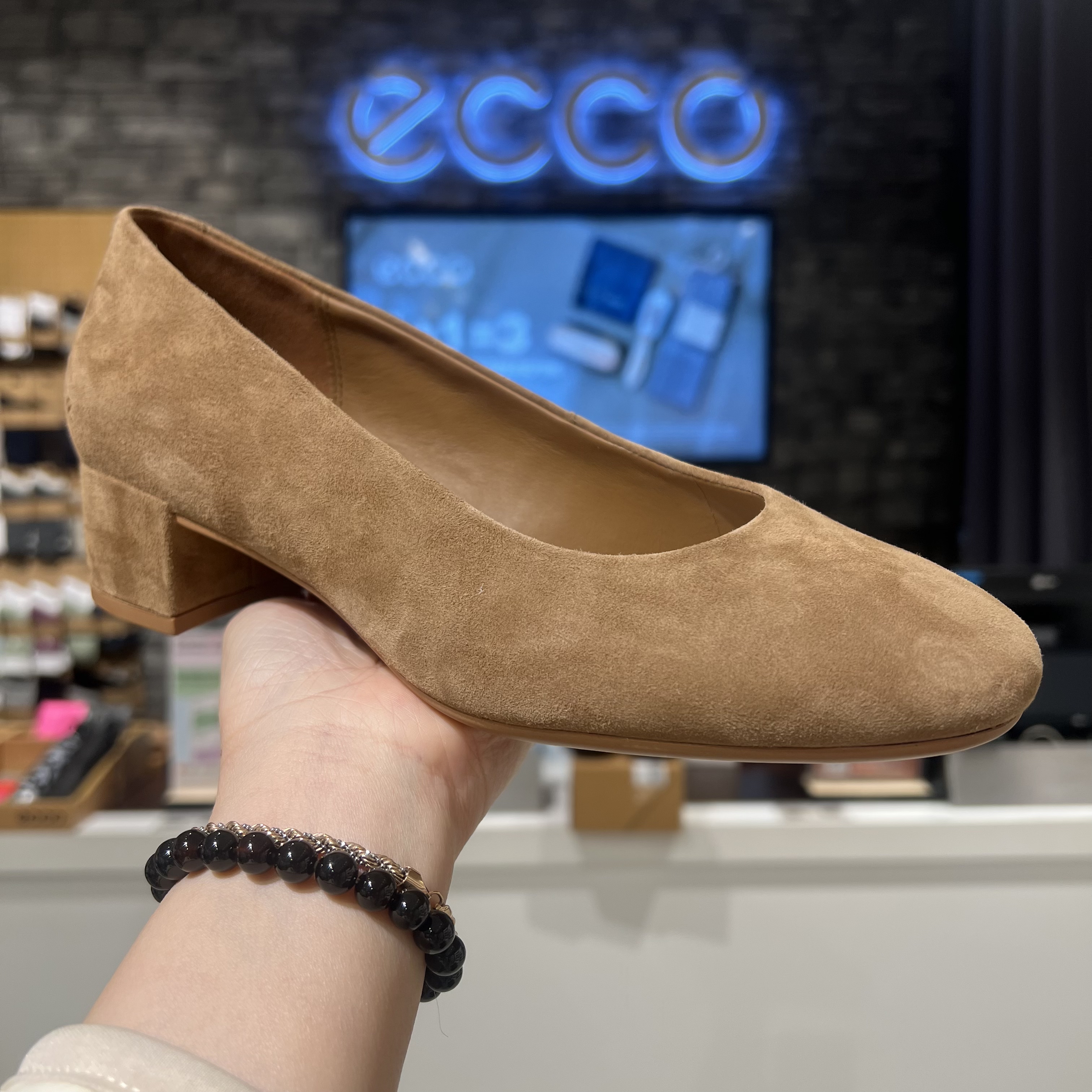 Ecco爱步女士浅口单鞋 新款粗跟通勤商务正装高跟皮鞋 丽芙250603