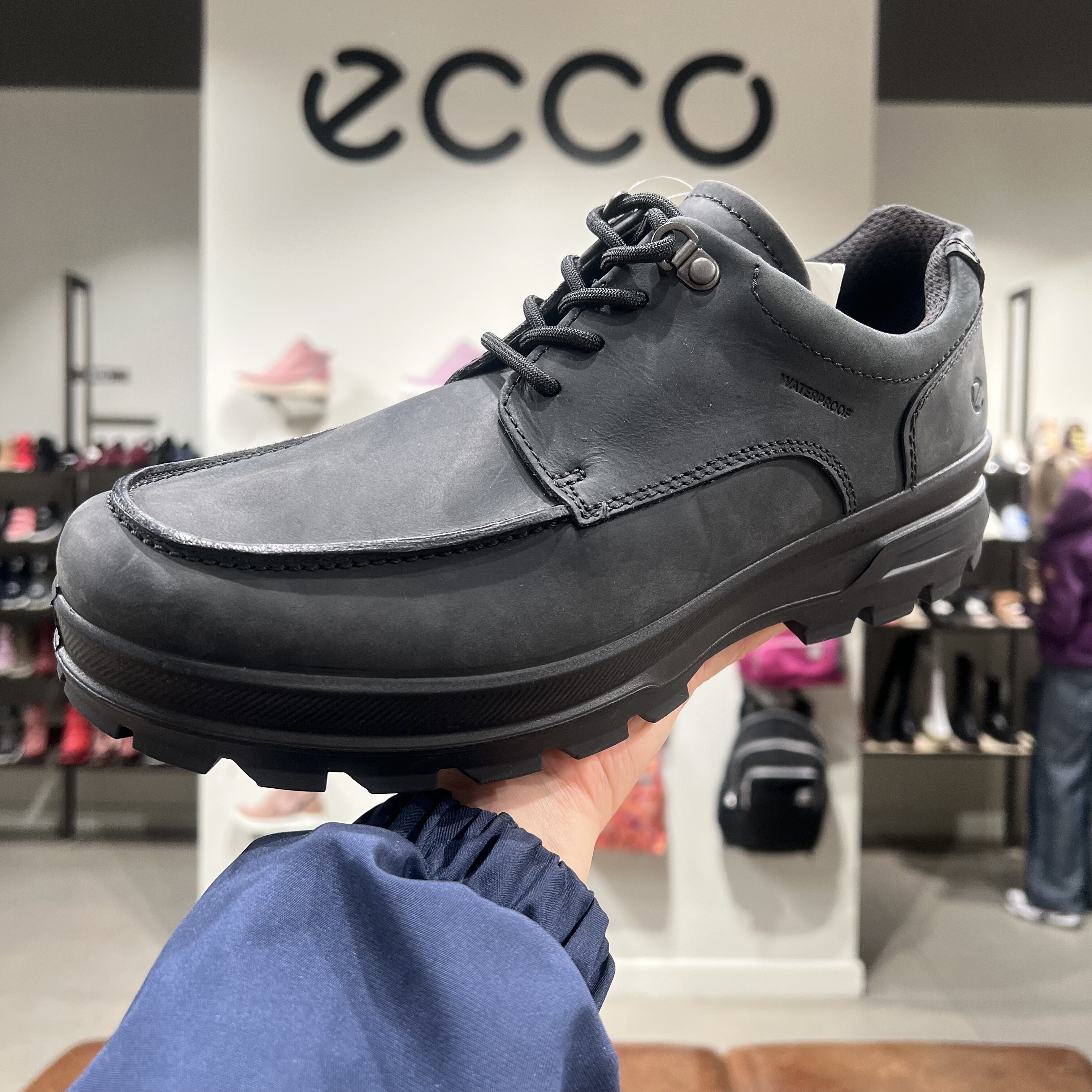 ECCO爱步男鞋休闲鞋磨砂皮真皮工装鞋通勤鞋厚底系带皮鞋838174