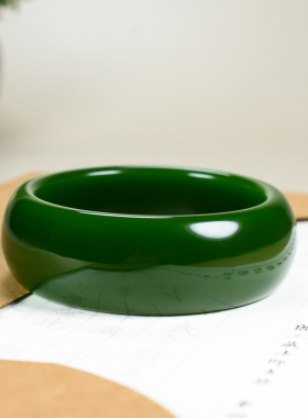 新疆和田玉羊脂碧玉手镯加宽加厚A货老料真玉菠菜绿玉镯子女士款