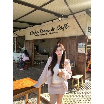 萌萌Ja花边连帽卫衣外套半身裙