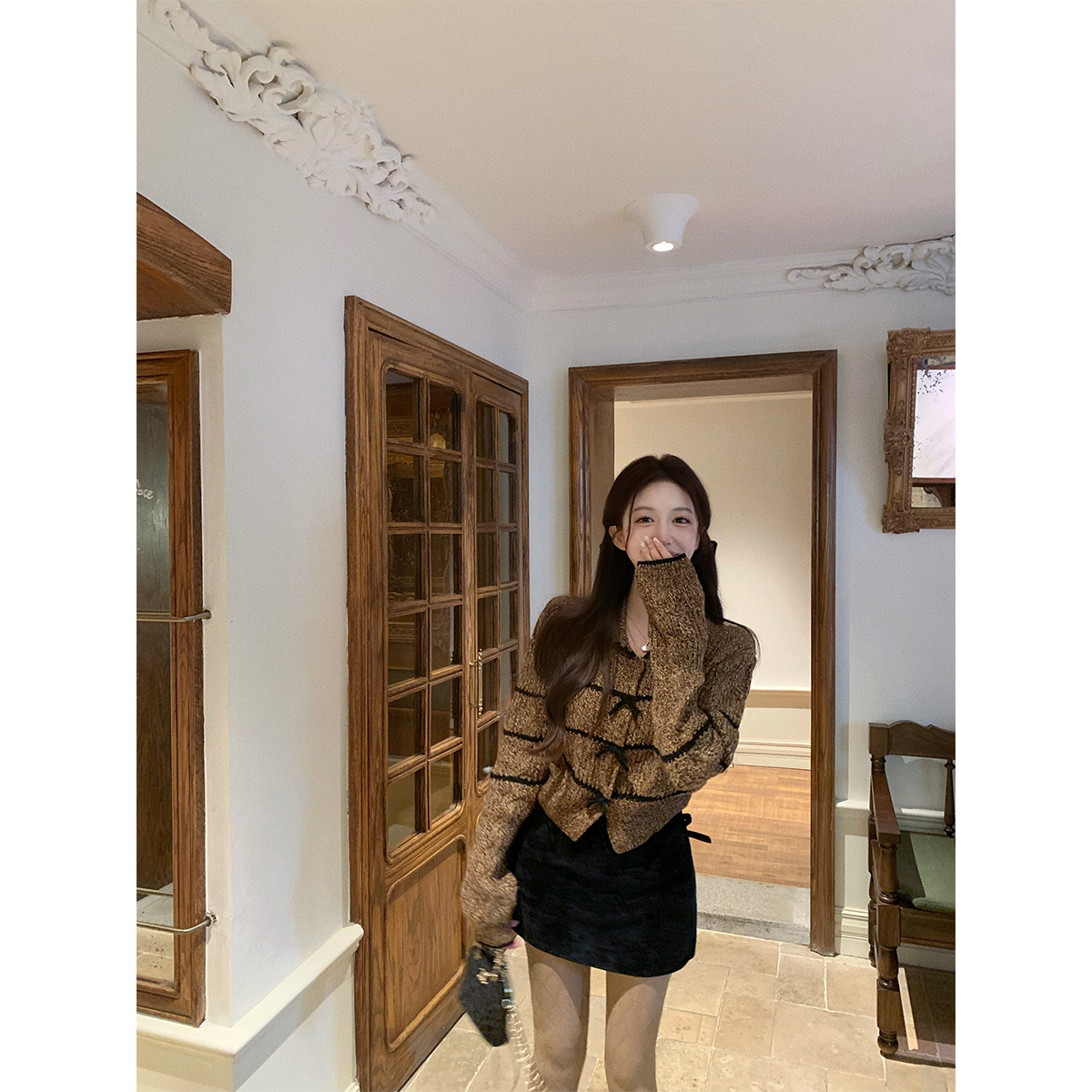 萌萌Ja短裙三色半身裙丝绒蝴蝶结